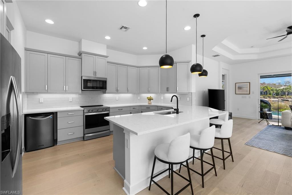 ISLES OF COLLIER PRESERVE - Residential