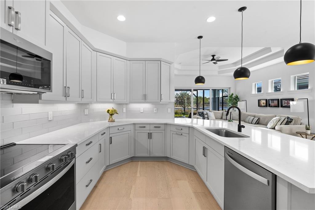 ISLES OF COLLIER PRESERVE - Residential