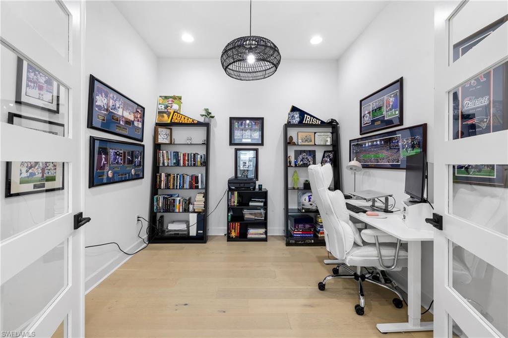 ISLES OF COLLIER PRESERVE - Residential