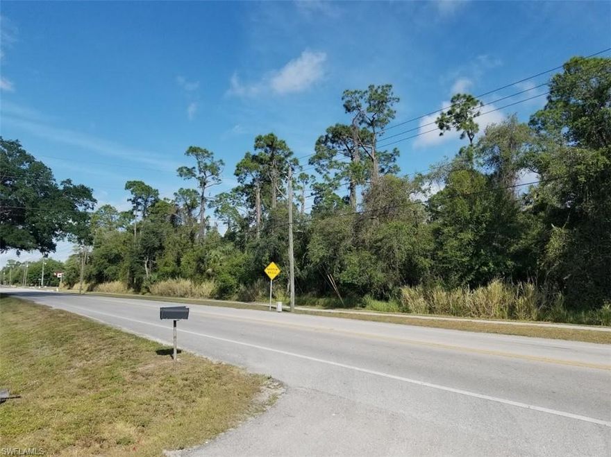 1.42 +/- Acres in North LaBelle on CR 78! ) Located only a short distance to the Bob Mason River-front park and the LaBelle public boat ramp, this is a great location for your new home or homes, with 3 buildable home-sites (per county zoning office) !  Several old growth Oaks, make this a picturesque location for development!  Possible rezone to commercial (contract Hendry County Planning & Zoning for information)