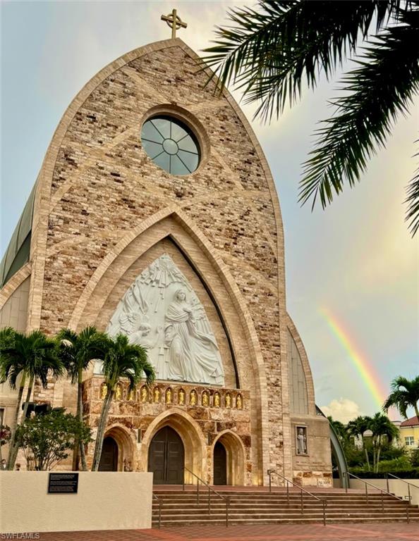 THE RESIDENCES AT LA PIAZZA - Residential Lease