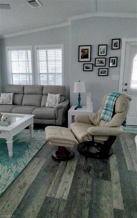 THUNDERBIRD MOBILE HOMES - Residential