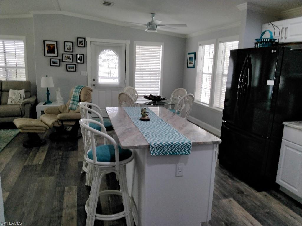 THUNDERBIRD MOBILE HOMES - Residential