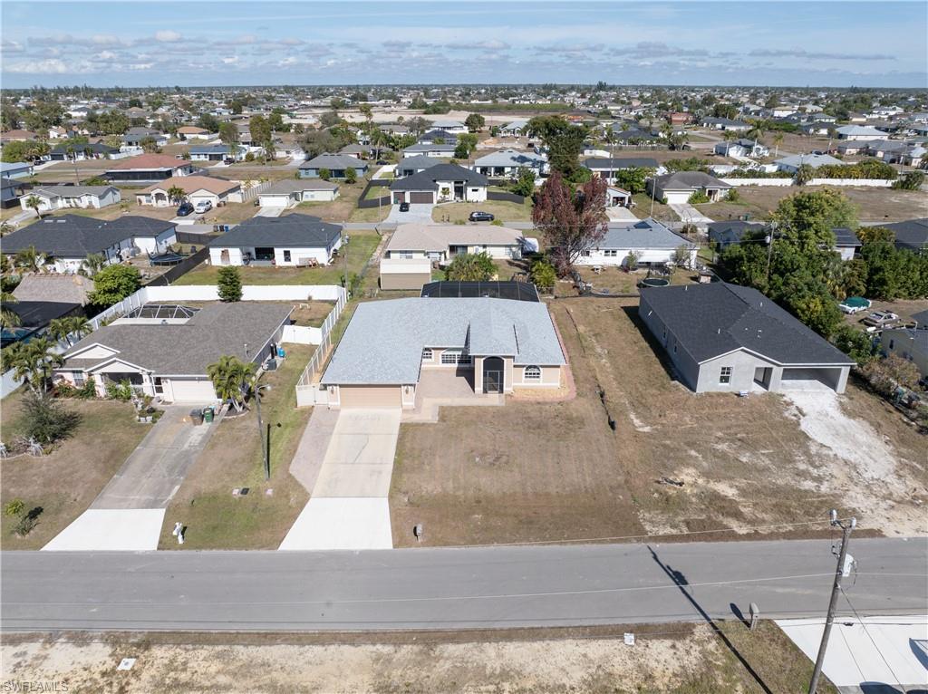 CAPE CORAL - Residential