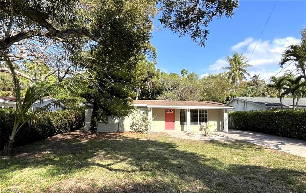 Photo of 930 13th ST N, NAPLES, FL 34102 (MLS # 226013342)