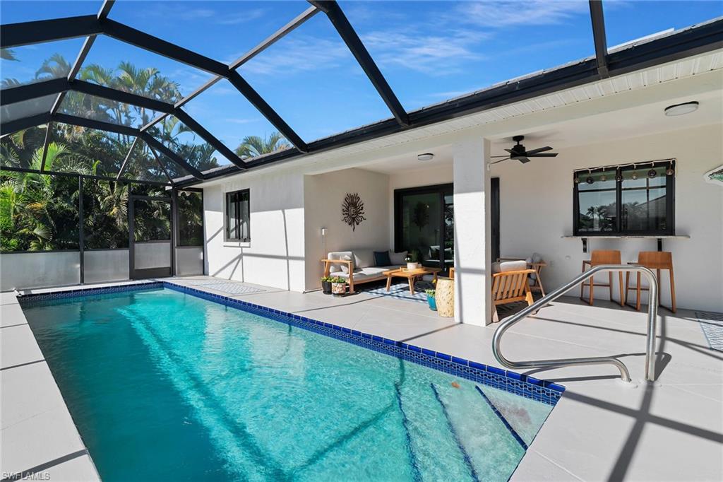 MARCO BEACH - Residential