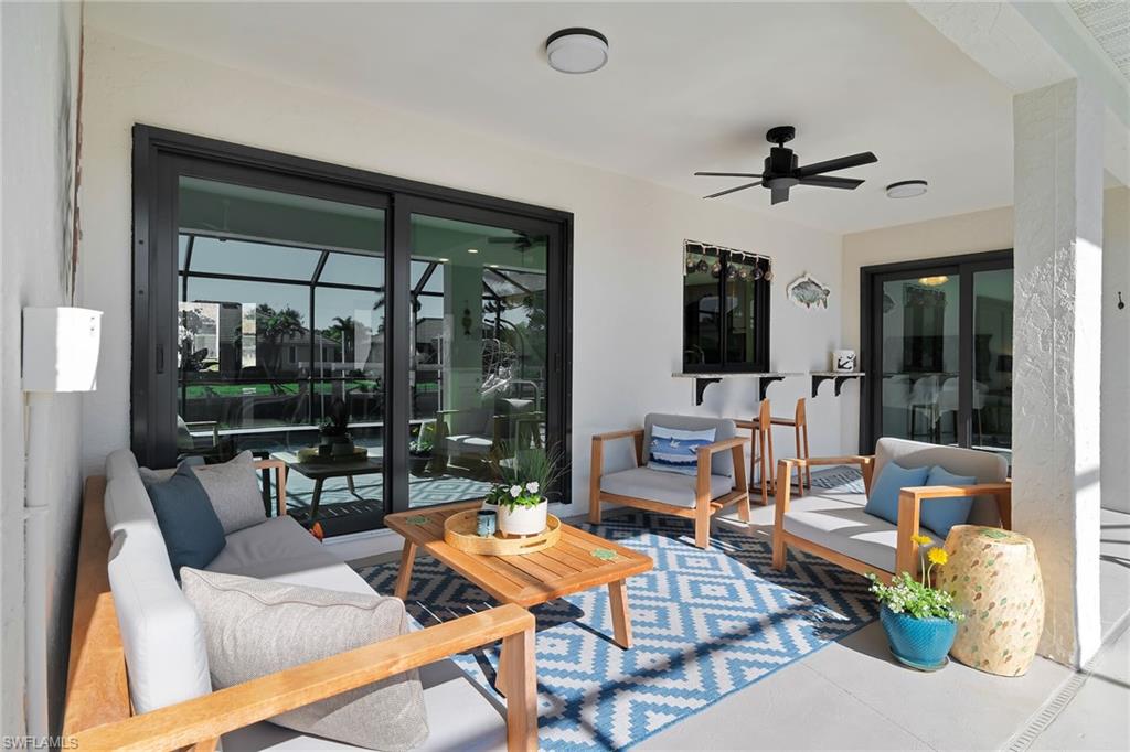 MARCO BEACH - Residential