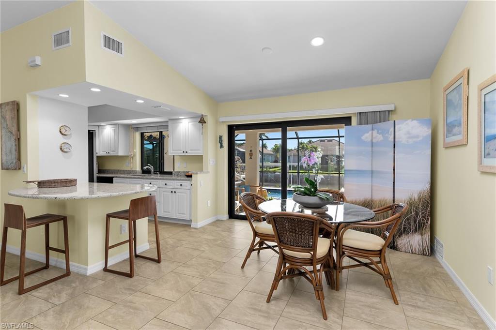 MARCO BEACH - Residential