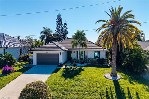 1035 Admiralty CT MARCO ISLAND FL 34145