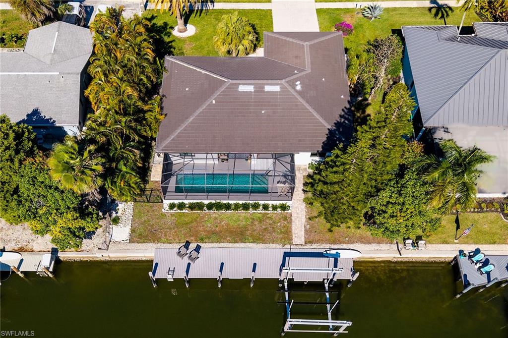 MARCO BEACH - Residential