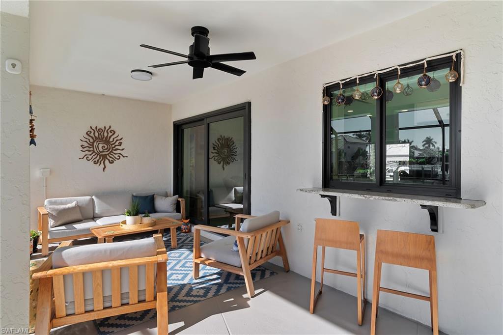 MARCO BEACH - Residential