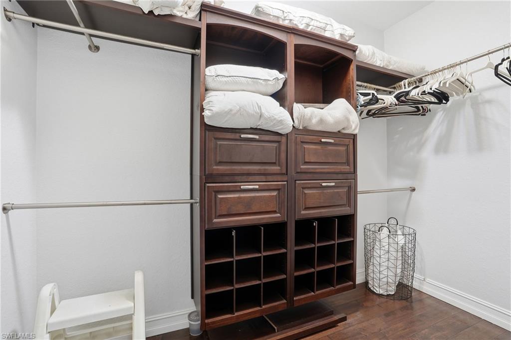 SPOONBILL COVE - Residential