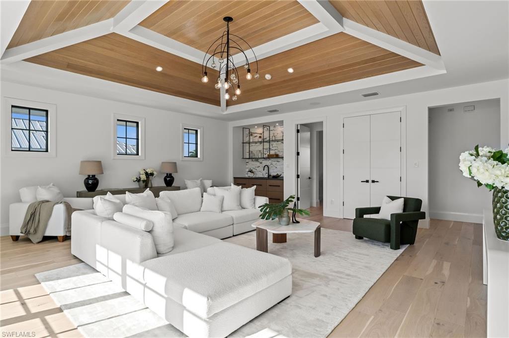 PARK SHORE - Residential