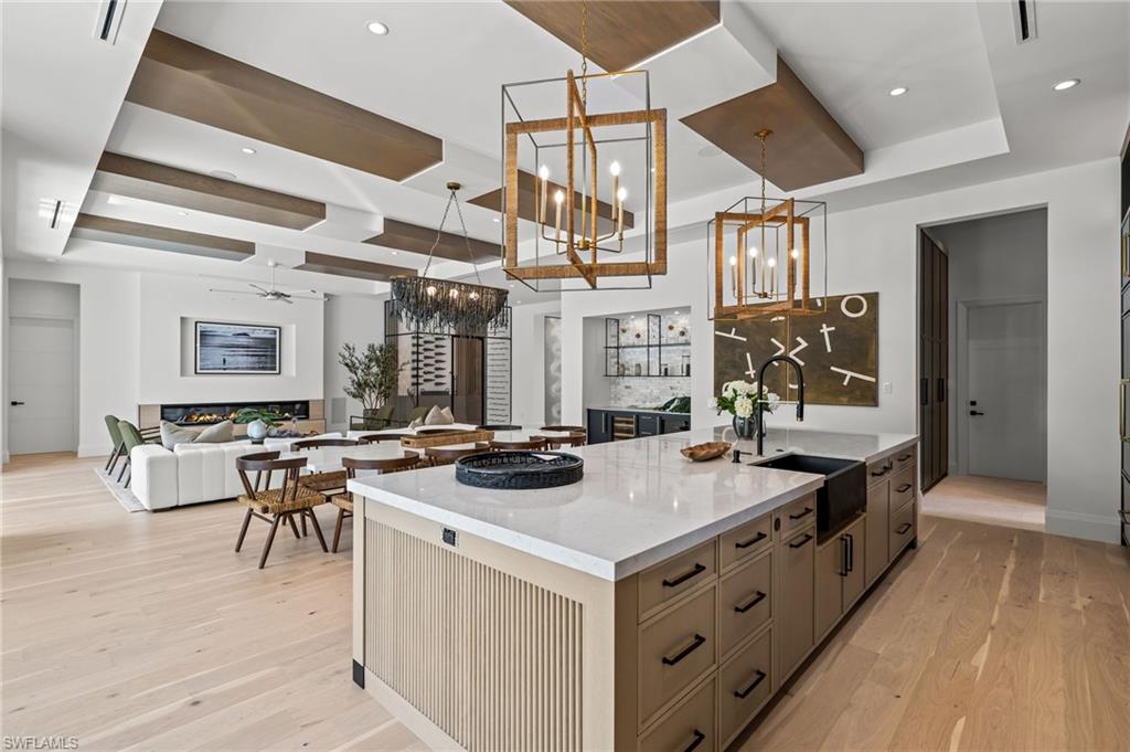 PARK SHORE - Residential