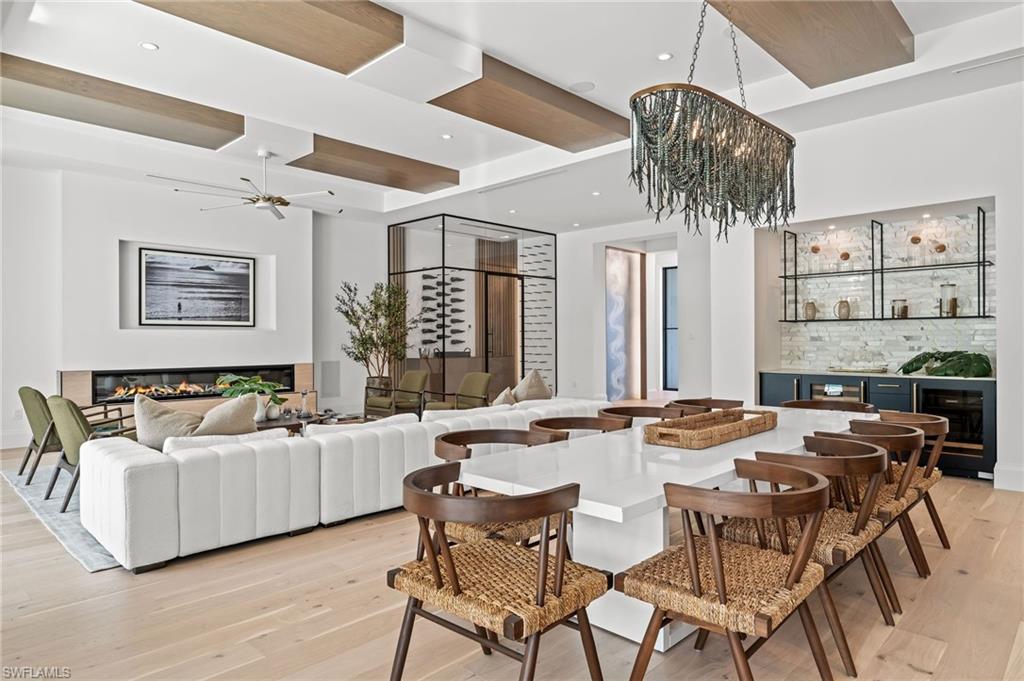 PARK SHORE - Residential