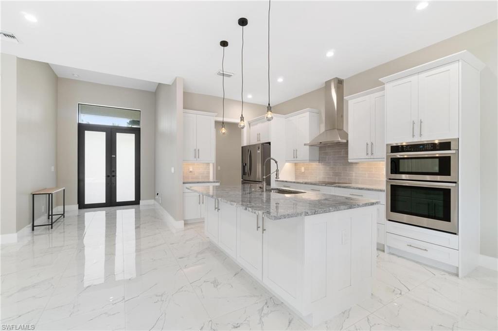 GOLDEN GATE ESTATES - Residential