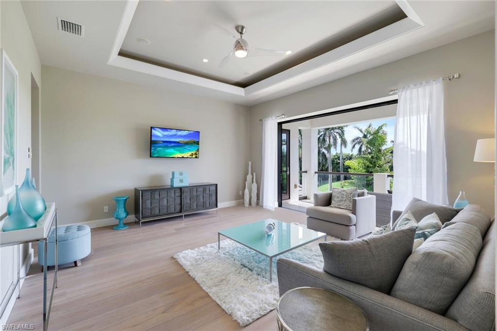 MOORINGS - Residential