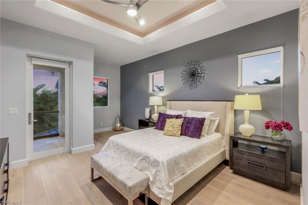 MOORINGS - Residential