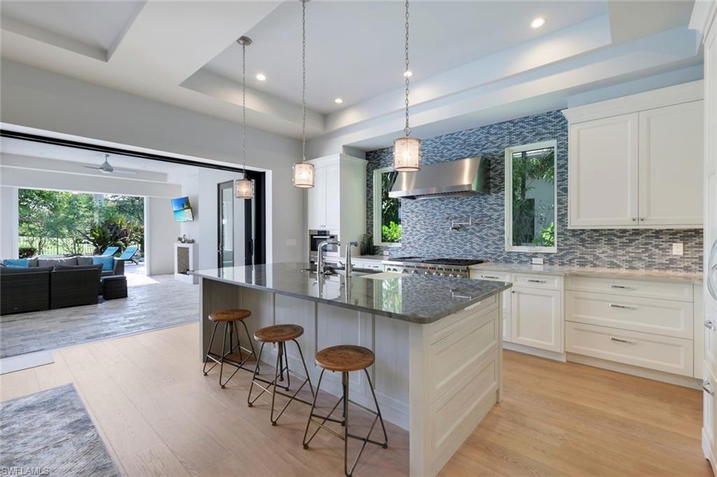 MOORINGS - Residential