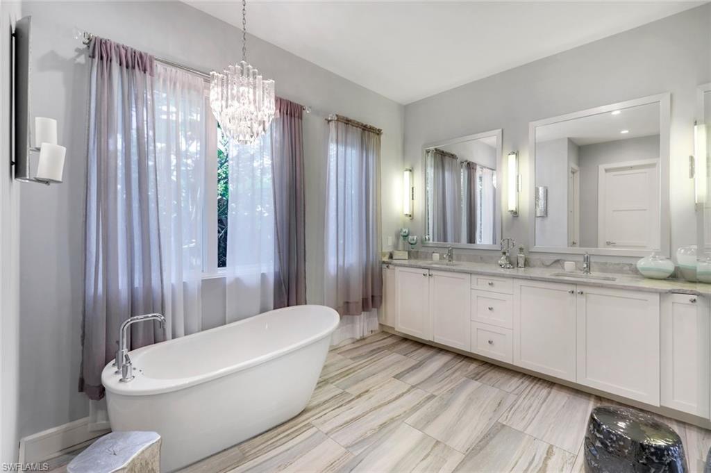 MOORINGS - Residential