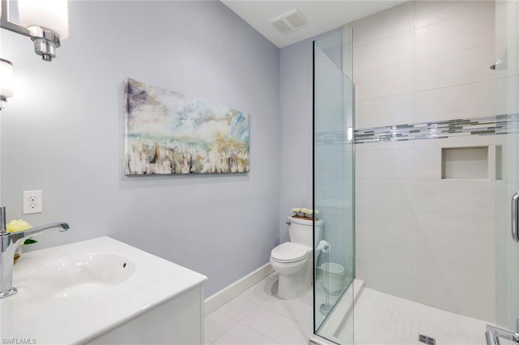 MOORINGS - Residential