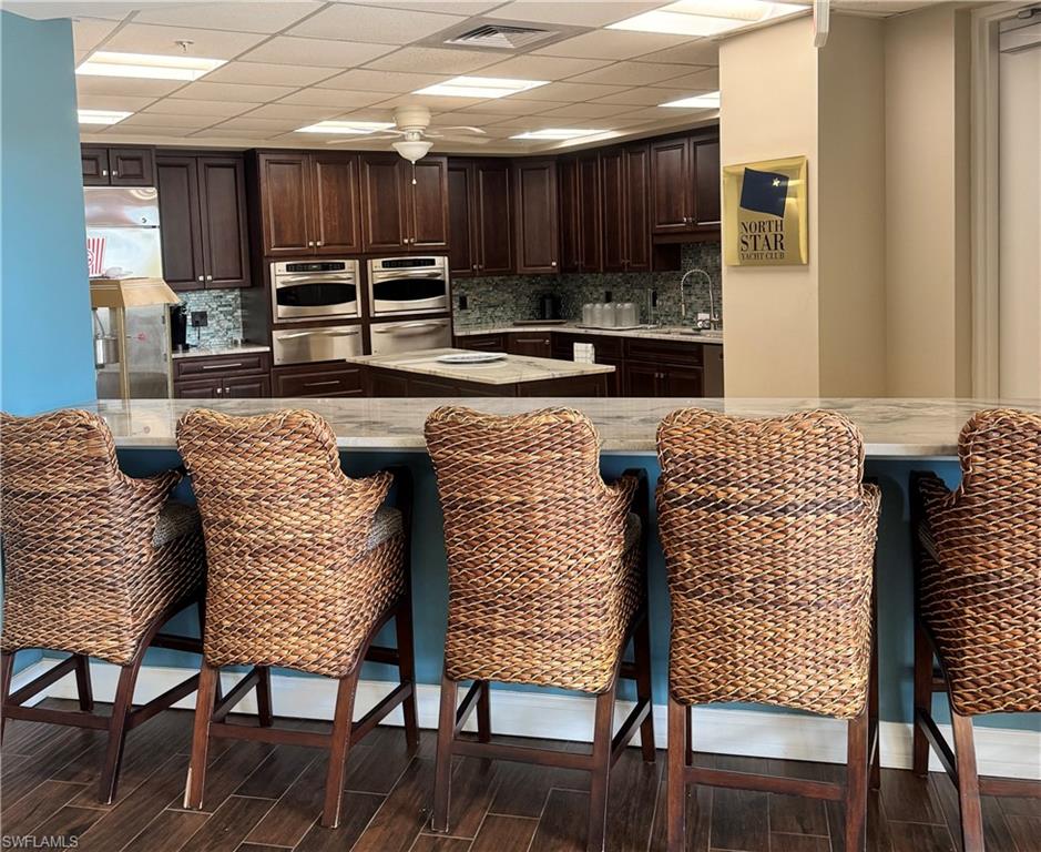 NORTH STAR YACHT CLUB - Residential