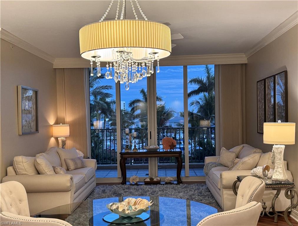 NORTH STAR YACHT CLUB - Residential