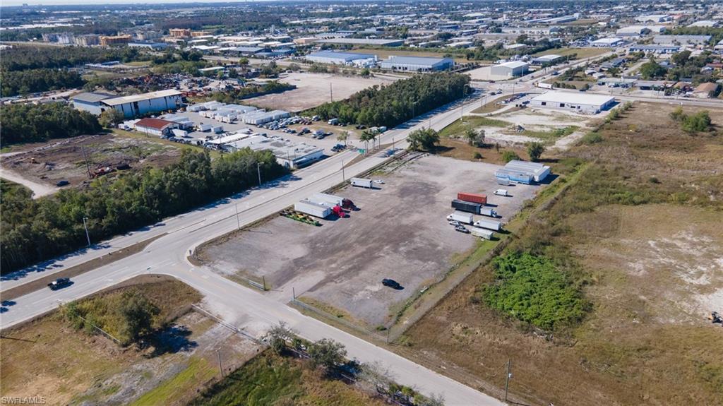 FORT MYERS - Land
