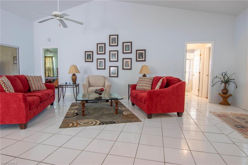 SABAL SPRINGS GOLF AND RACQUET CLUB - Residential