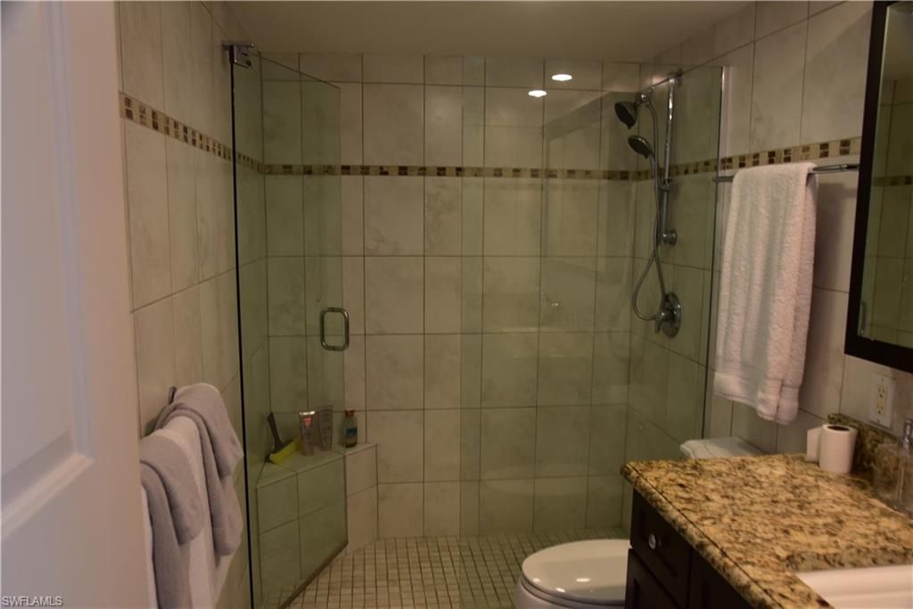 BEACH AND TENNIS CLUB - Residential