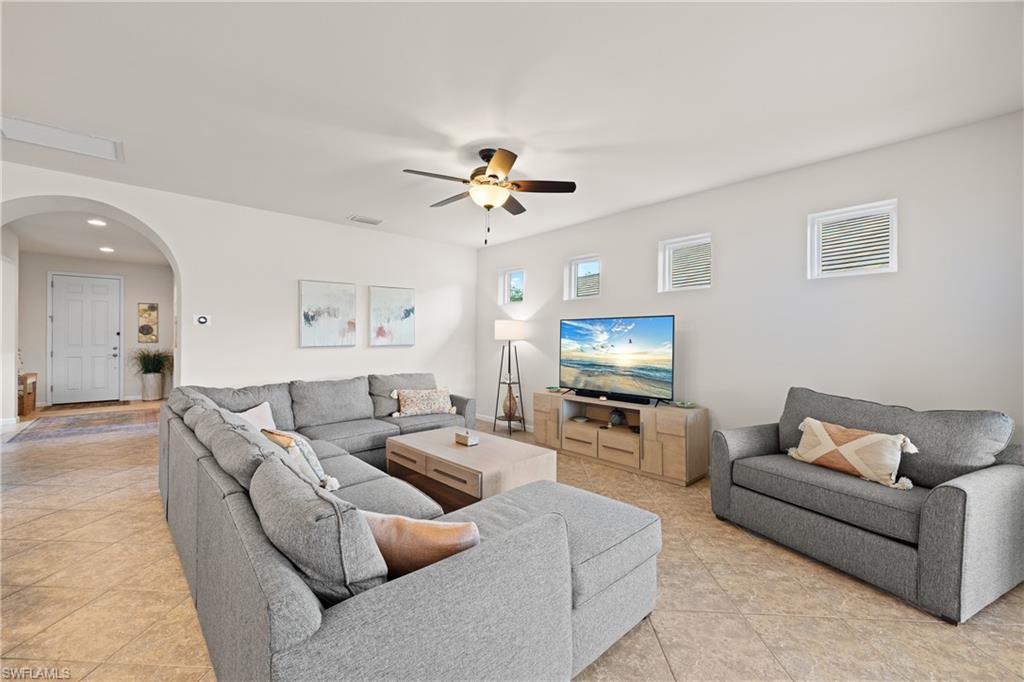 WINDING CYPRESS - Residential