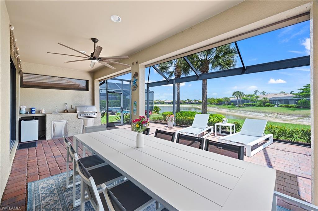 WINDING CYPRESS - Residential