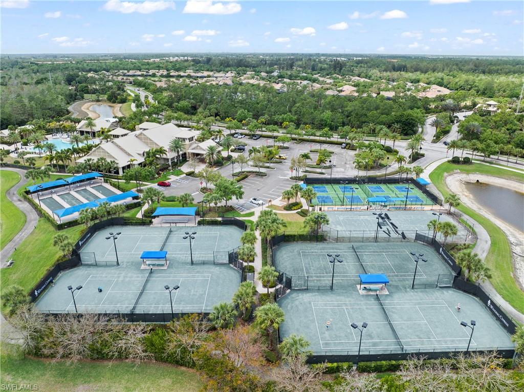 WINDING CYPRESS - Residential