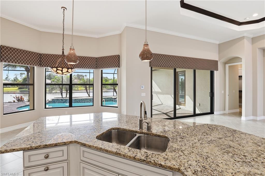 LAMORADA - Residential