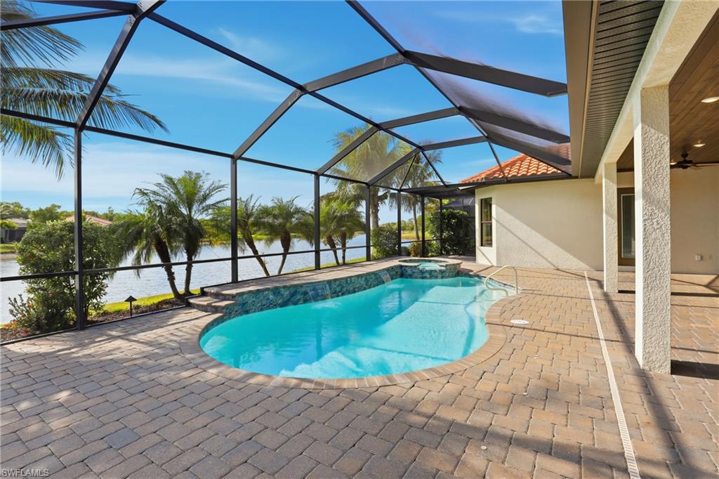 LAMORADA - Residential