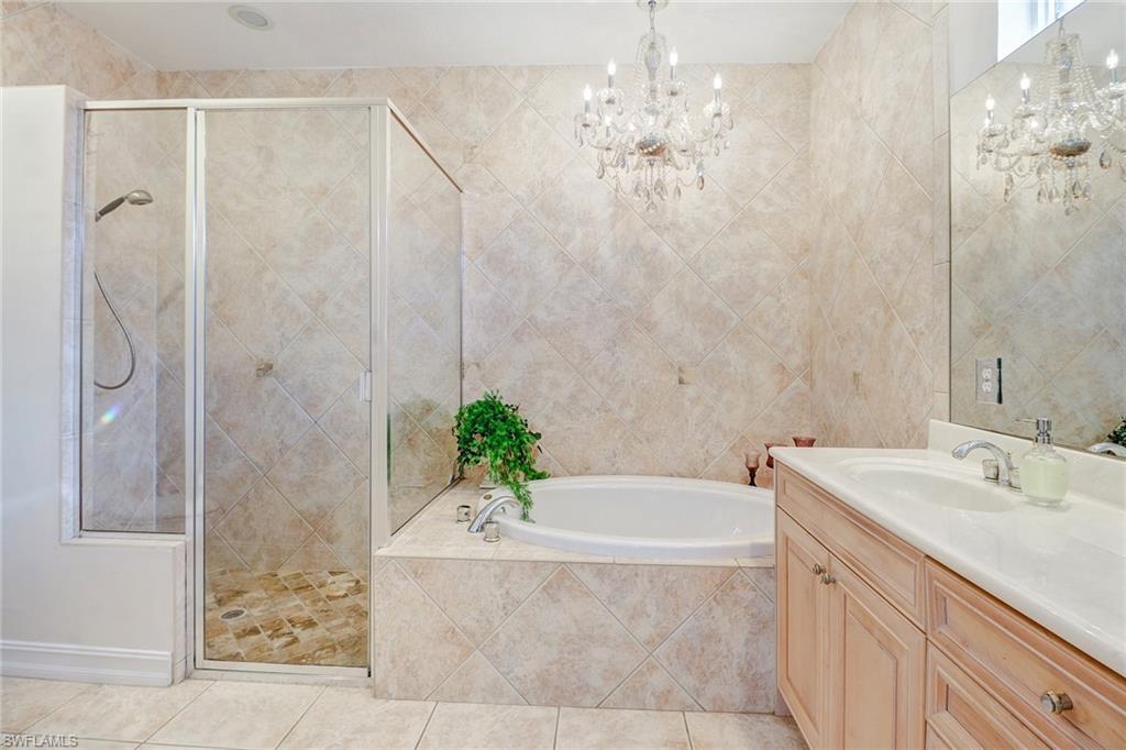 INDIGO LAKES - Residential