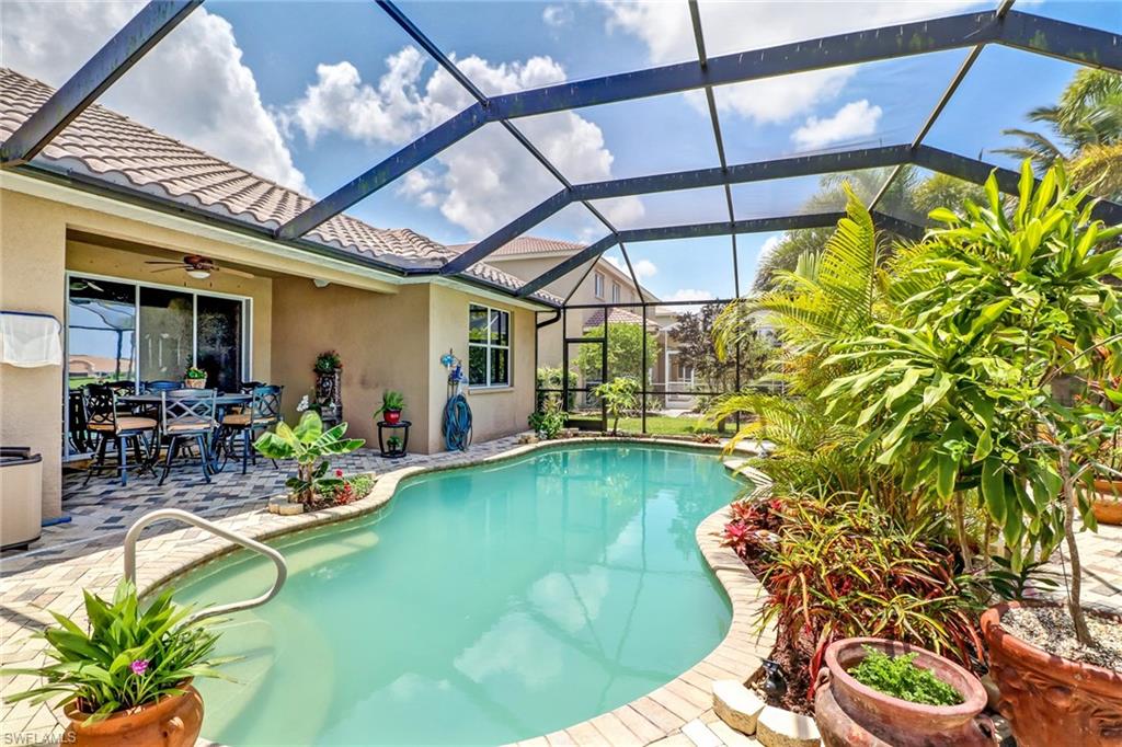 INDIGO LAKES - Residential