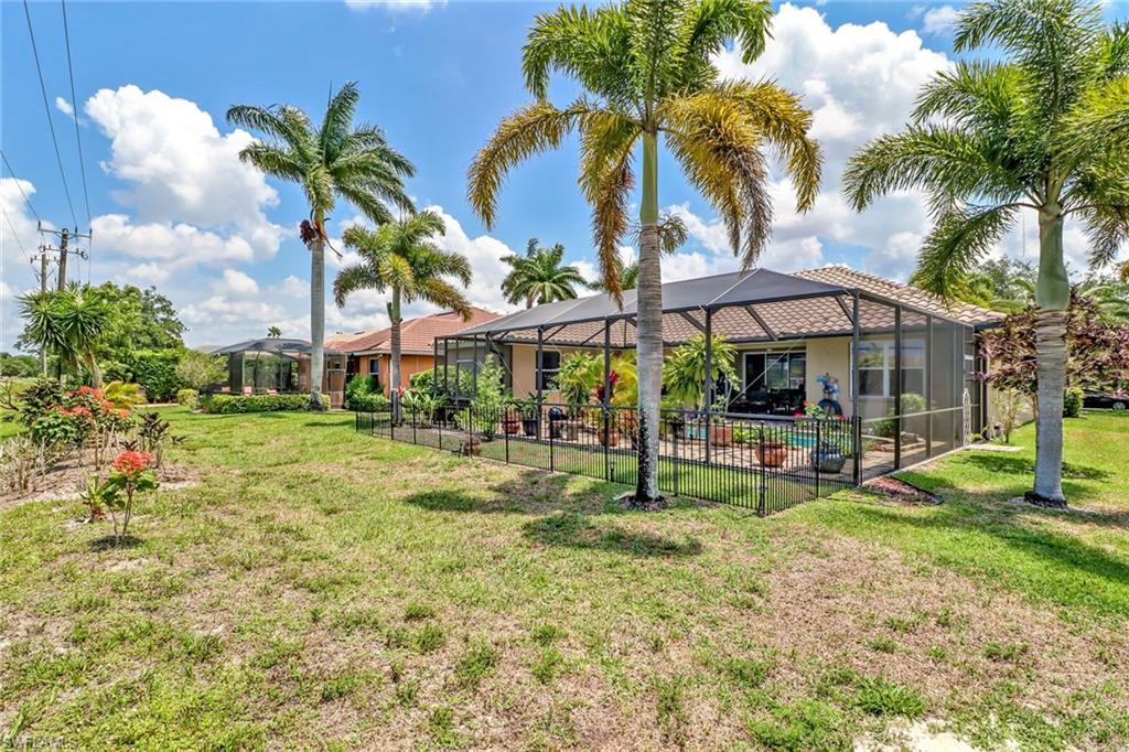 INDIGO LAKES - Residential