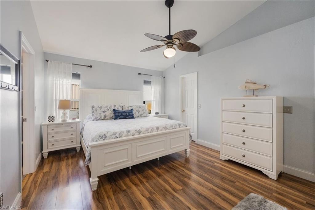 ROYAL WOOD - Residential