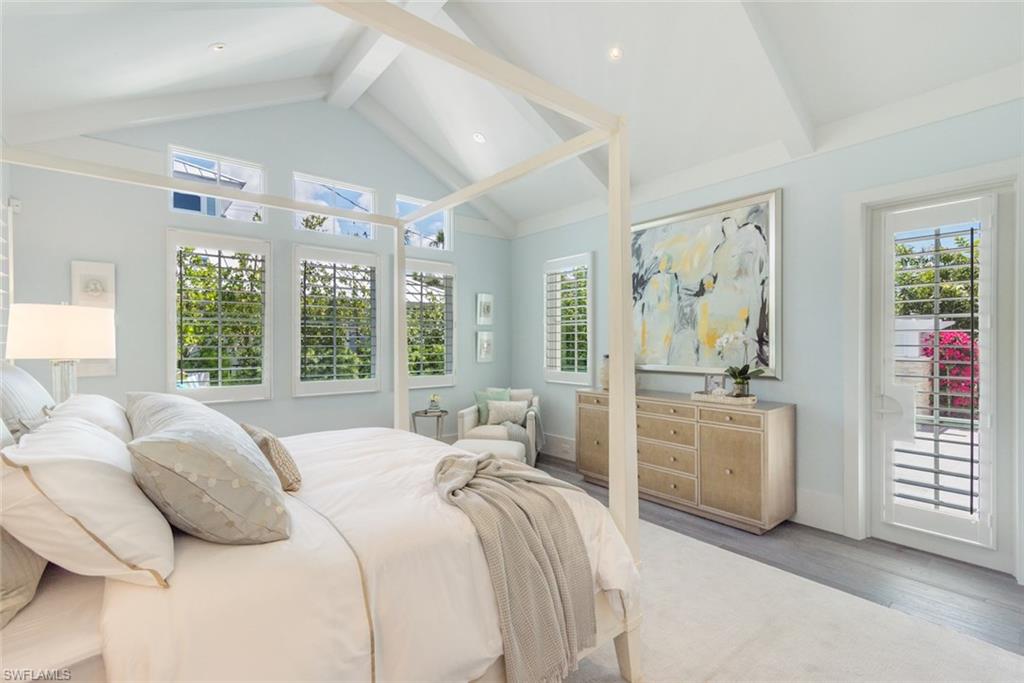 OLDE NAPLES - Residential