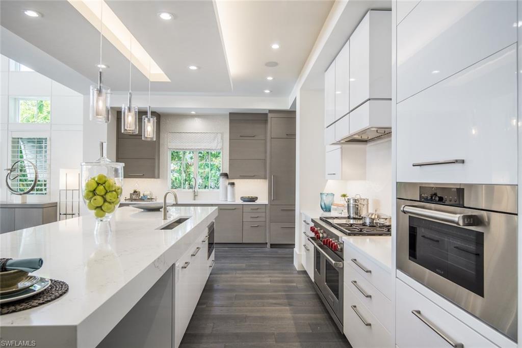 OLDE NAPLES - Residential