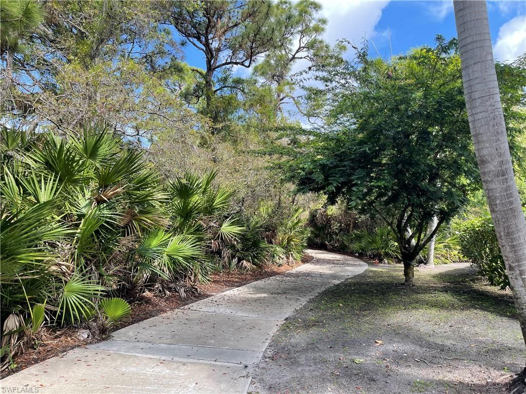 THE CARLYSLE - Residential Lease