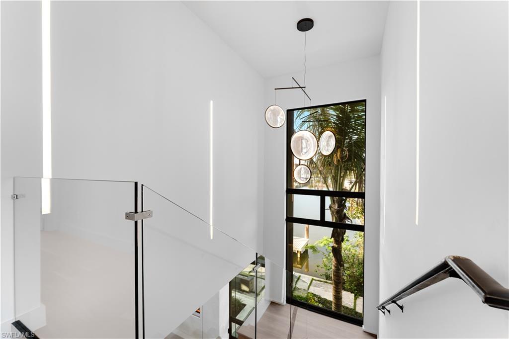 ROYAL HARBOR - Residential