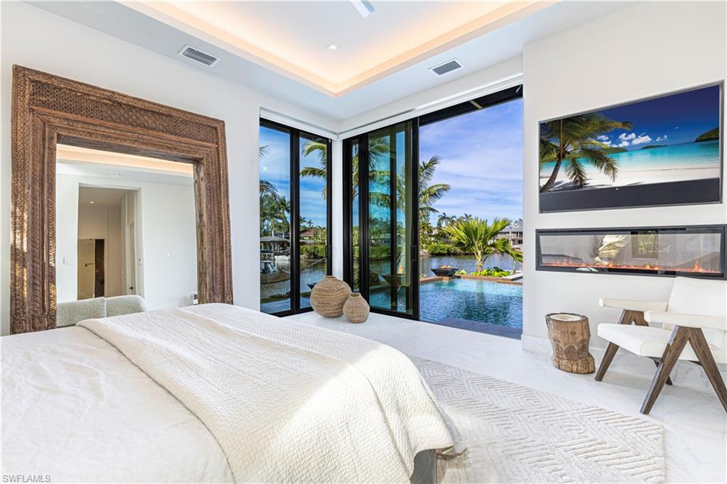 ROYAL HARBOR - Residential