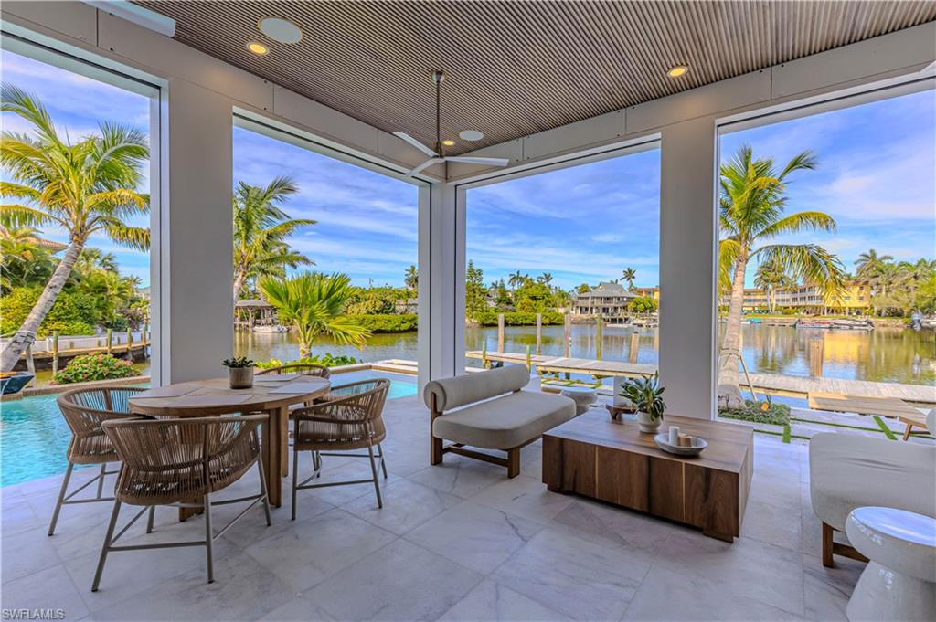 ROYAL HARBOR - Residential