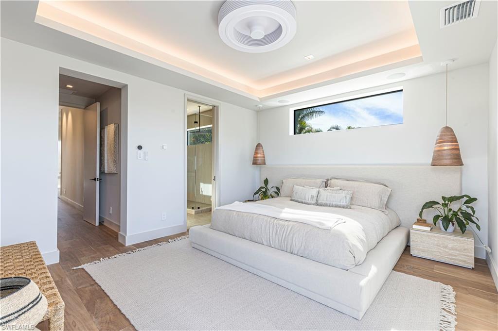 ROYAL HARBOR - Residential