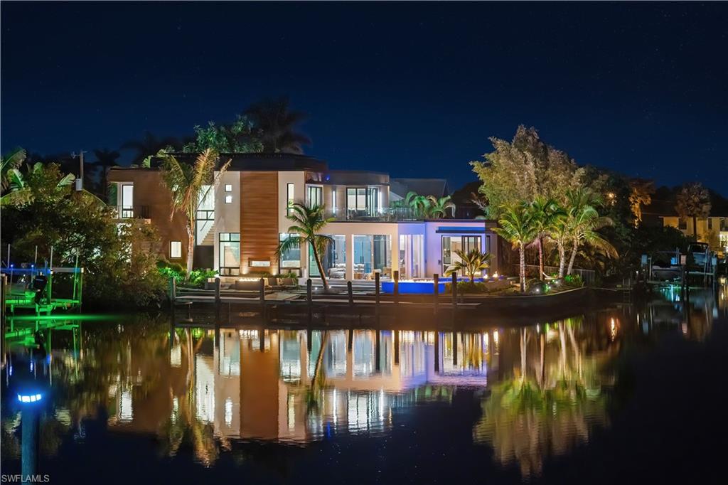 ROYAL HARBOR - Residential