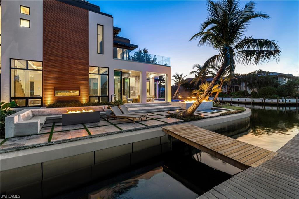 ROYAL HARBOR - Residential