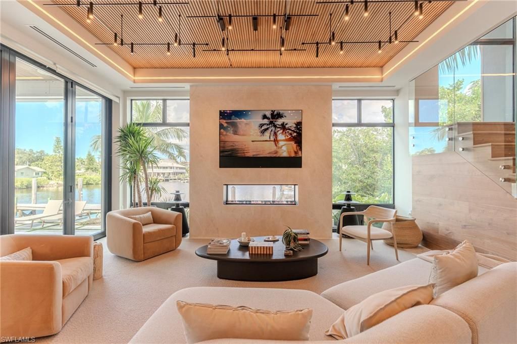 Photo of 1100 Sandpiper ST, NAPLES, FL 34102 (MLS # 225065690)