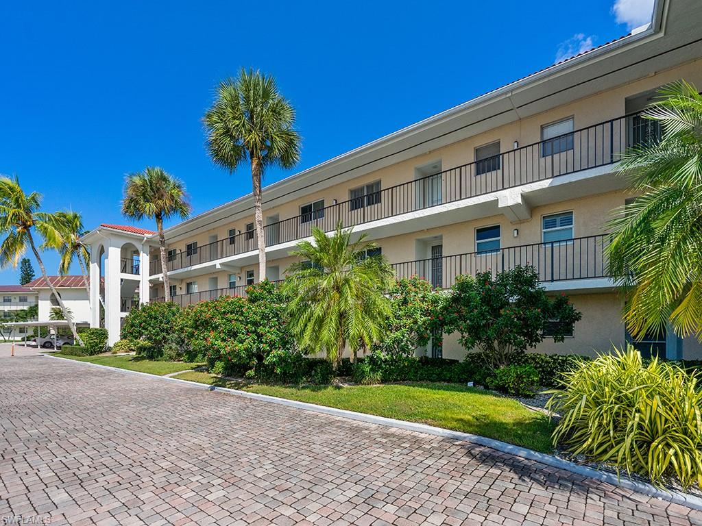 HIGH POINT COUNTRY CLUB - Residential